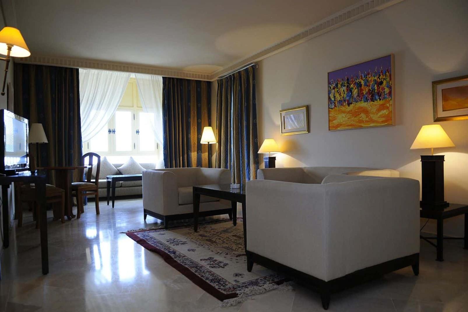 Alhambra Thalasso Hammamet Exterior foto A suite at the hotel